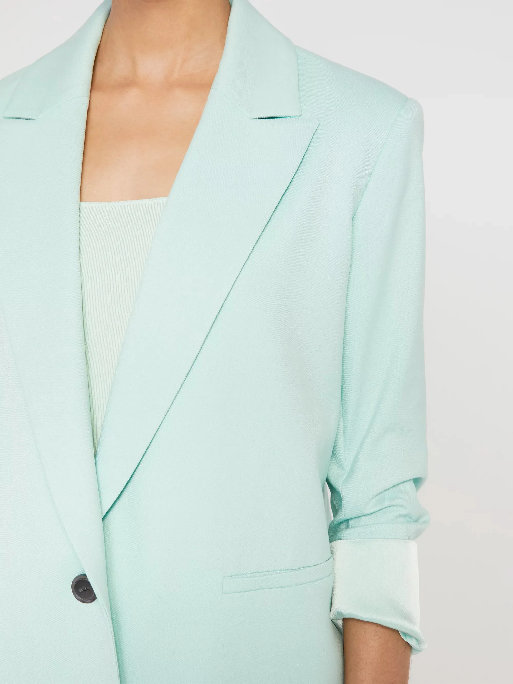 Alice   Olivia - Denny Notch Collar Boyfriend Blazer w/ RL Cuff in Mint