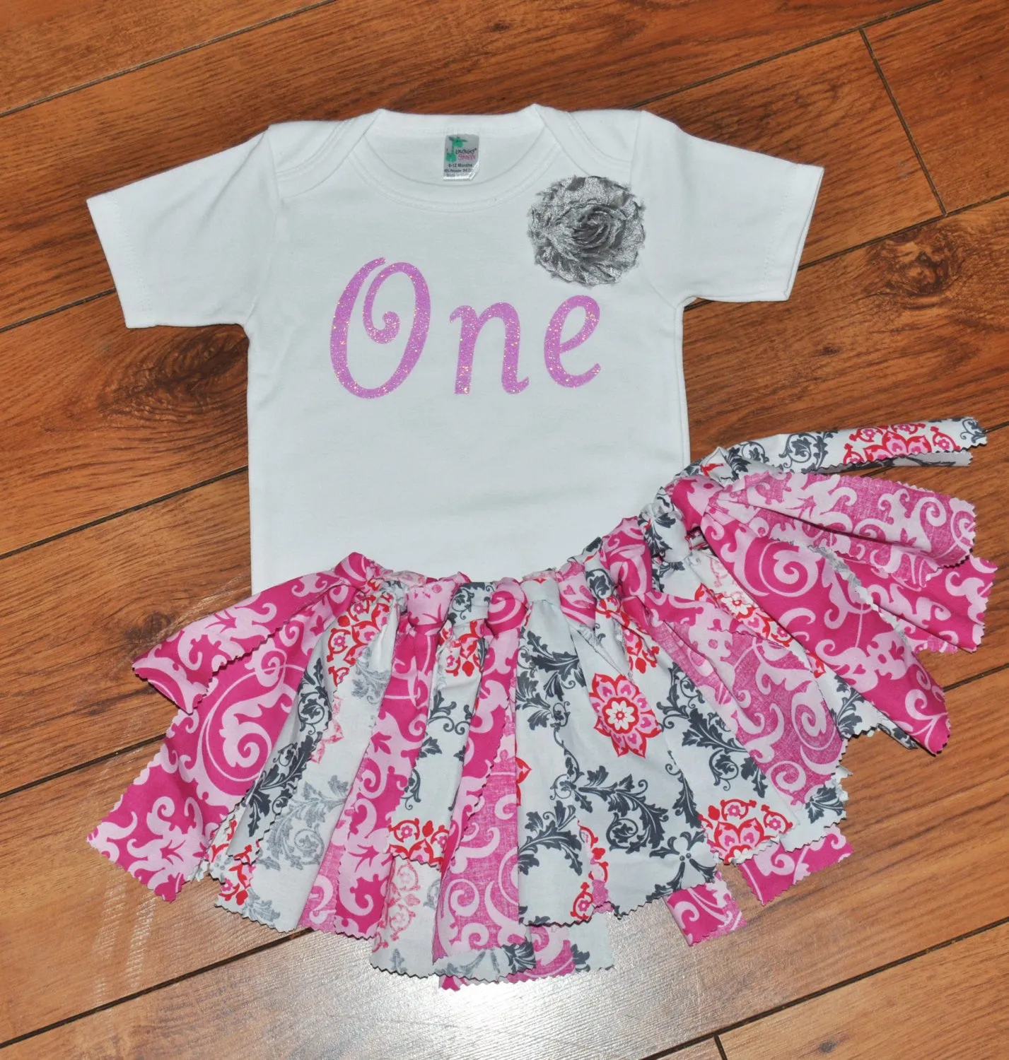 girl first birthdy outfit, glitter one cake smash, pink and gray rag tutu, glitter birthday shirt, vintage cake smash, floral rag tutu