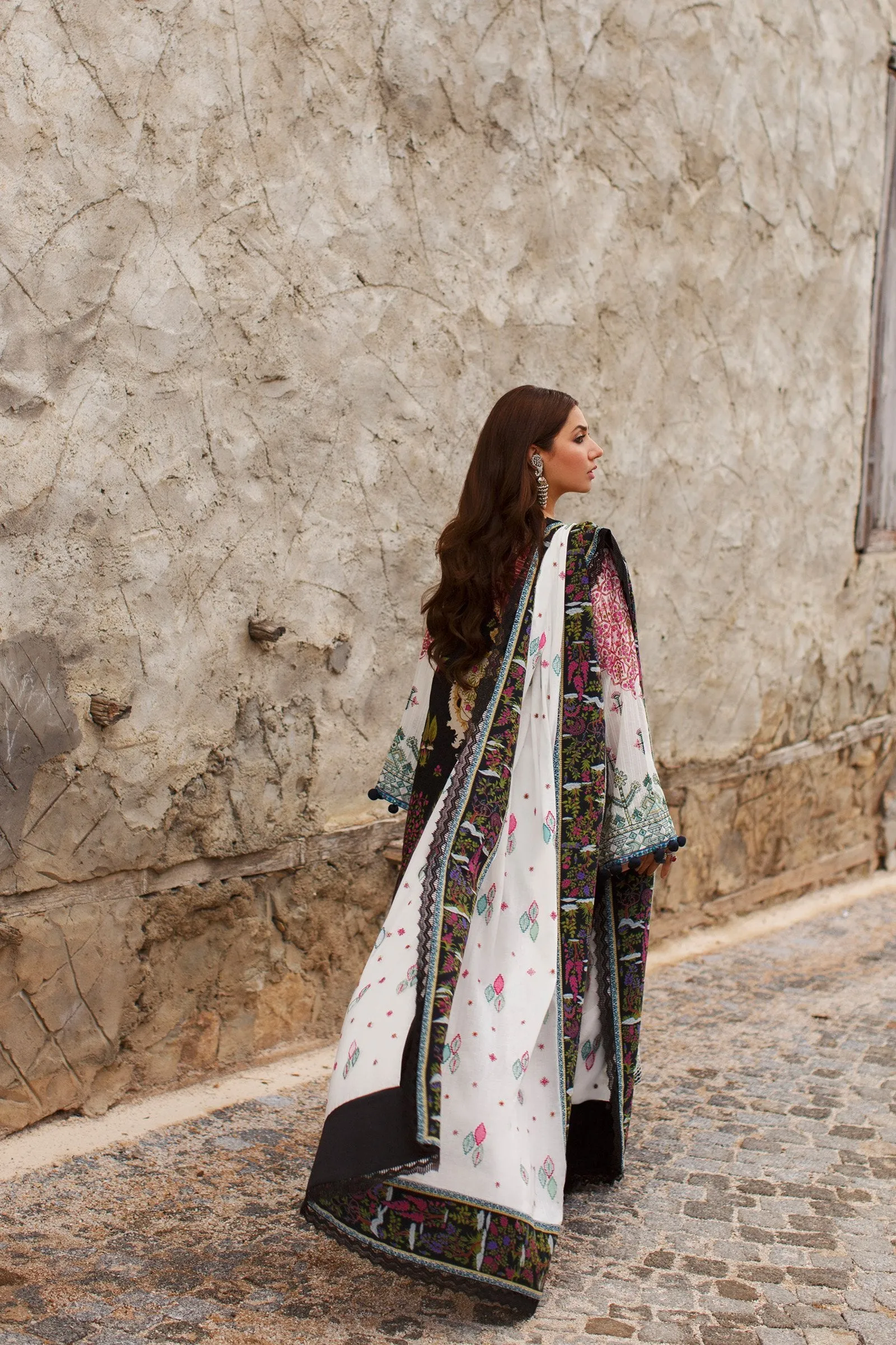 Élan Luxury Lawn Collection – EL21-01 A (MELIKE)