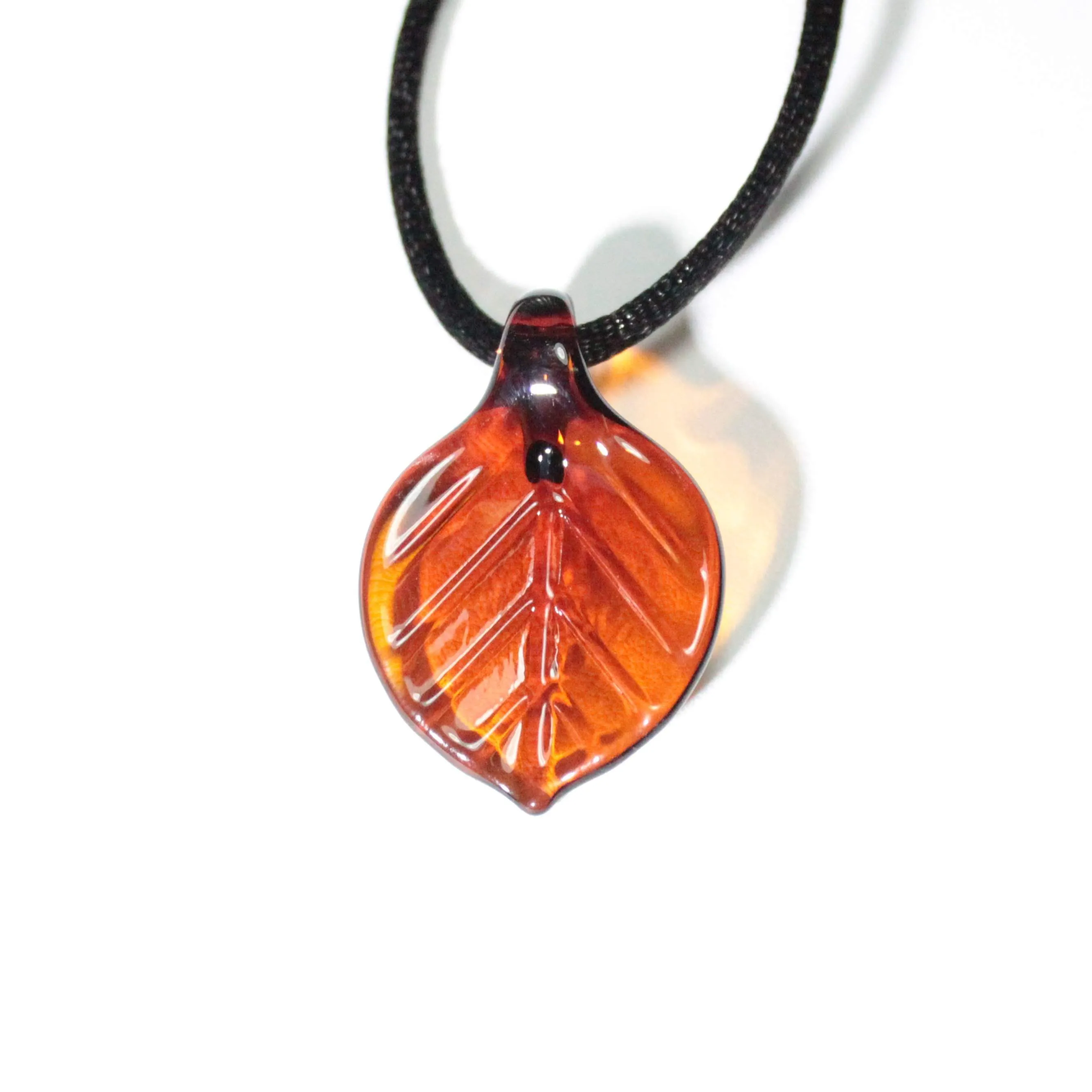 Leaf Pendant Necklace