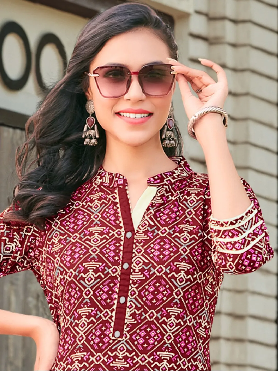 Mandarin Neck Red Printed Slub Rayon Kurti With White Pencil Pant