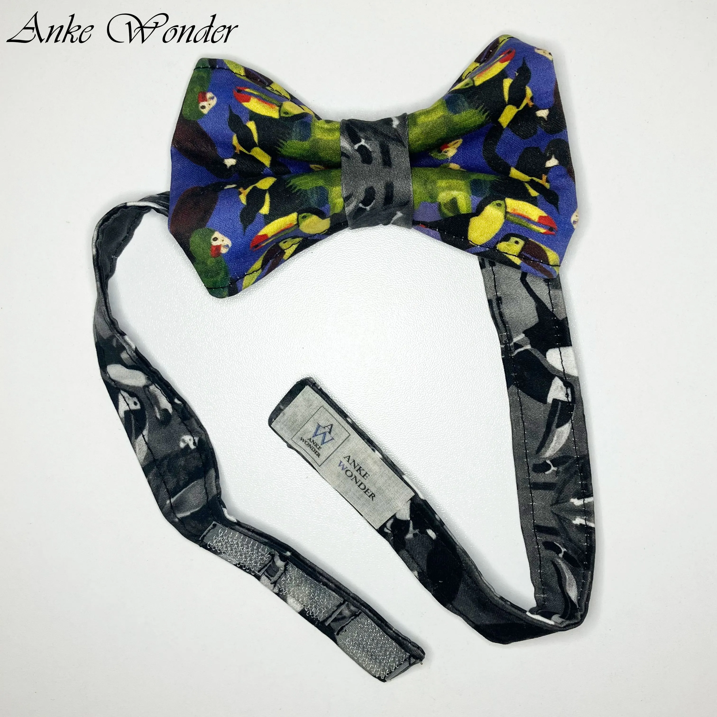 Men's Organic Cotton Bow Tie – Colorful Bird Pattern