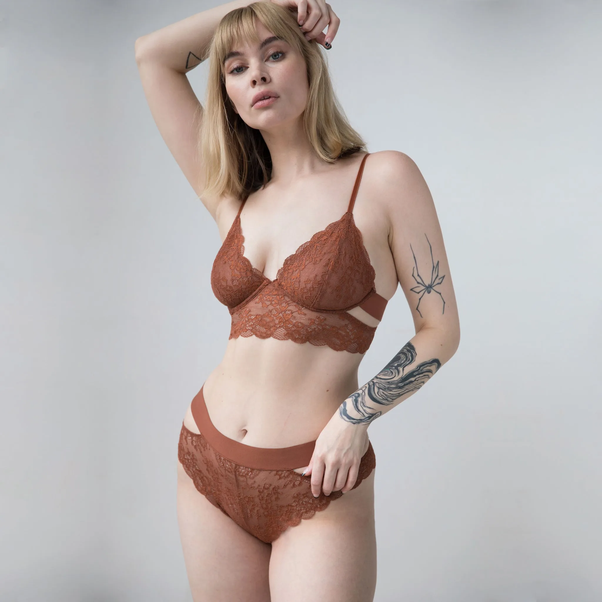 %Monique Morin Wild Lace Long Line Bra in Salted Caramel- XL