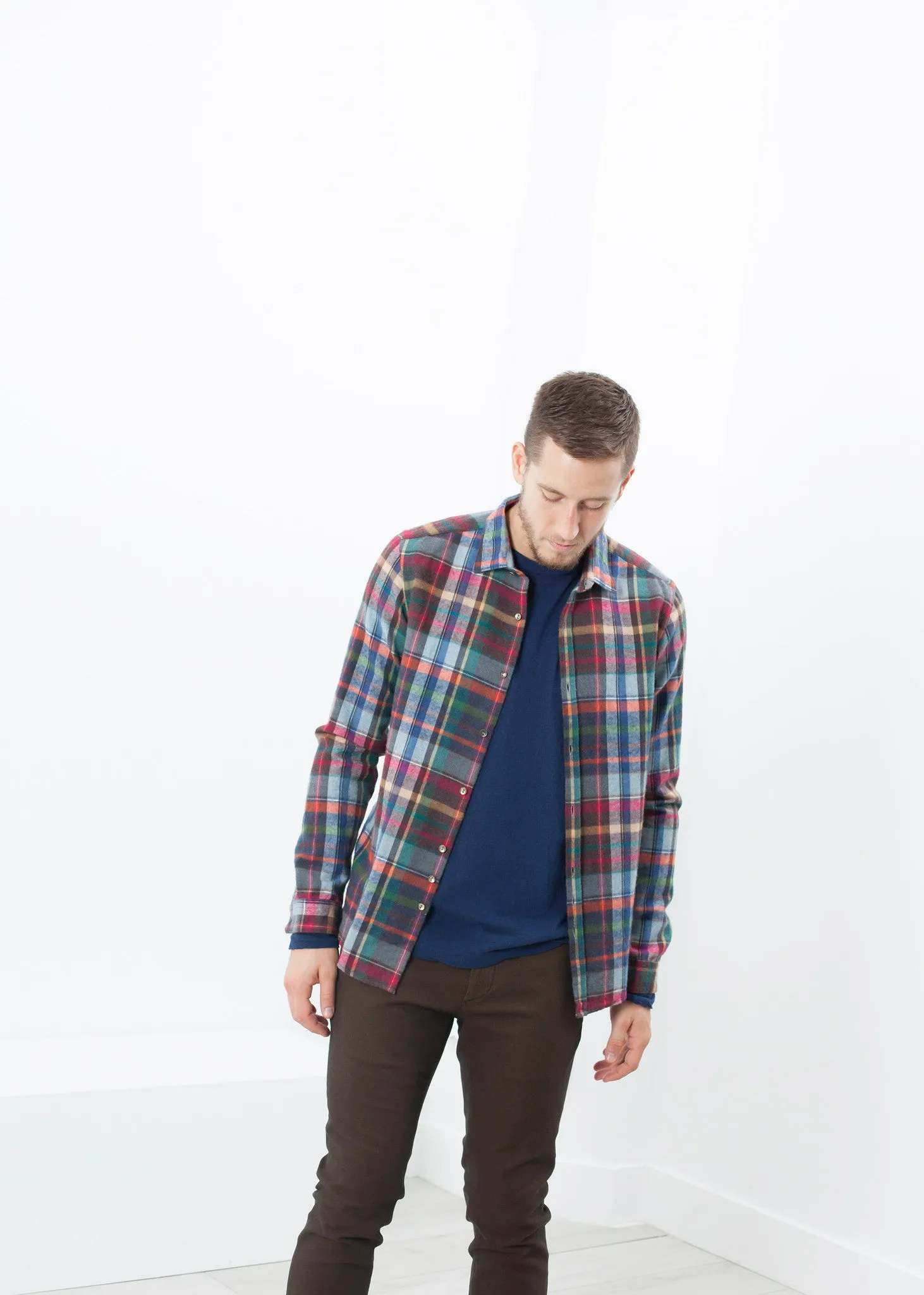 Riccardo Button-Up in Plaid Multi