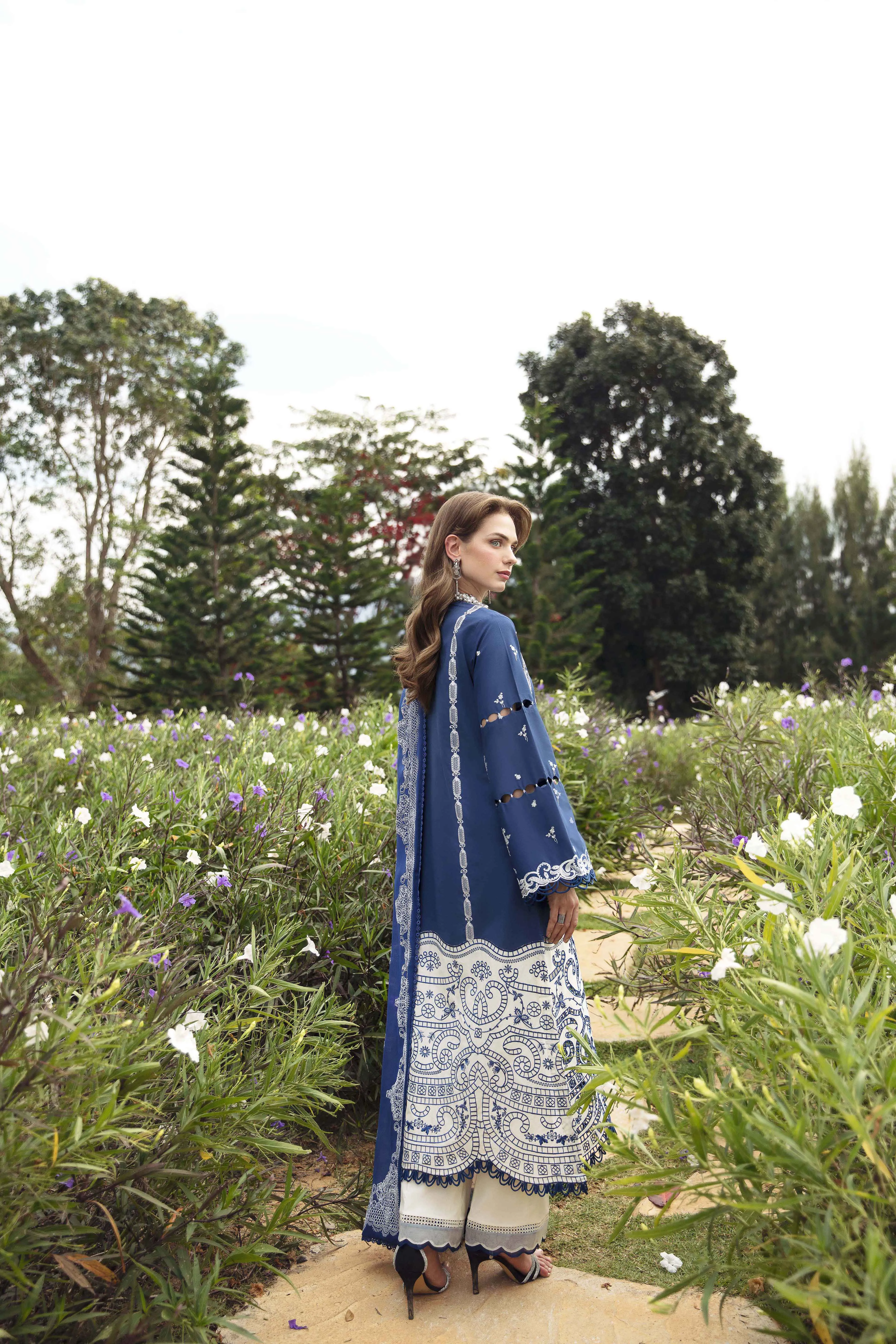 Sable Vogue Luxury Lawn Collection 2024 – AFINA